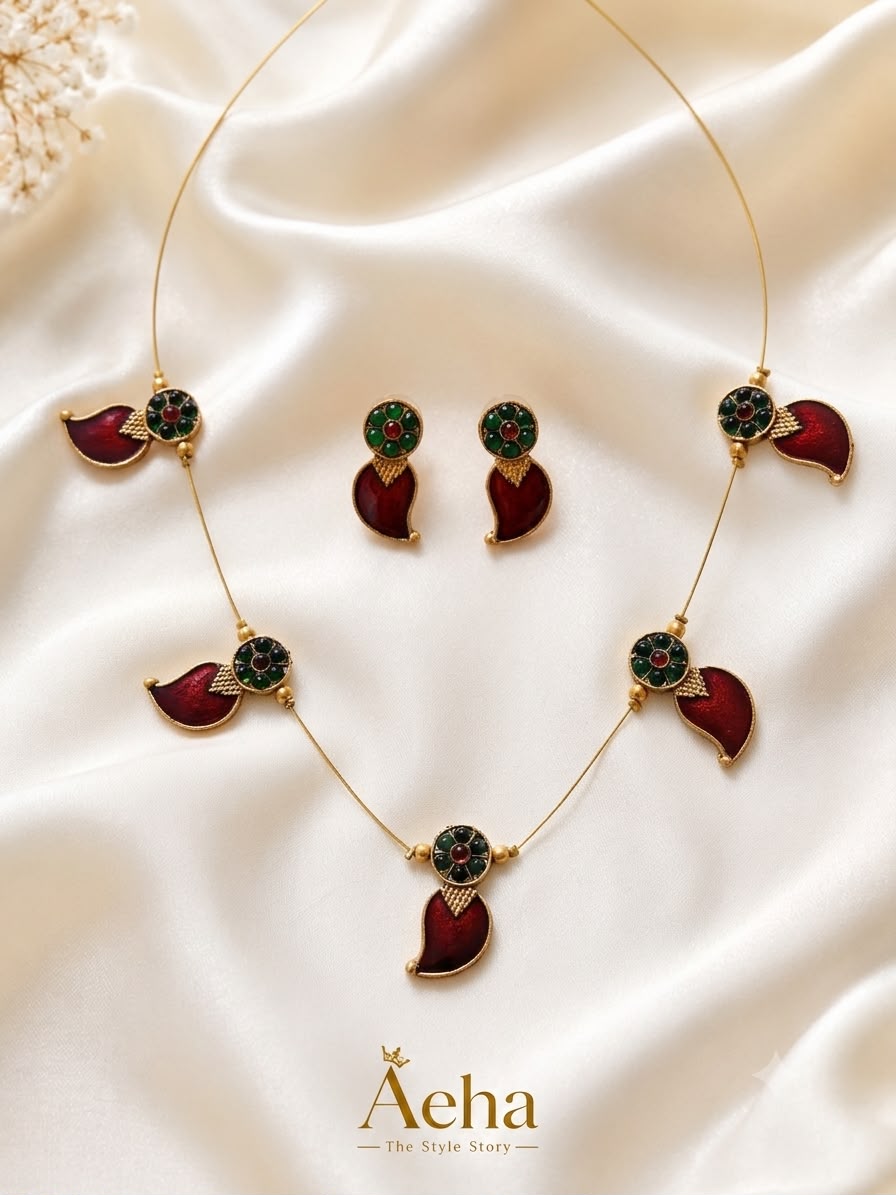 Traditional Green Kempstone with Red Nagapadam Invisible Chain-AEJ016